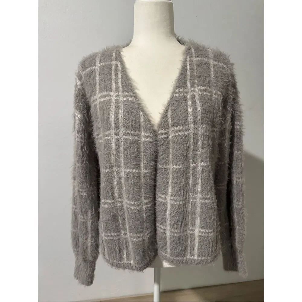 Love Ever After gray white fuzzy soft sweater M